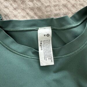 Wundermost Ultra-Soft Nulu Crewneck Cropped T-Shirt